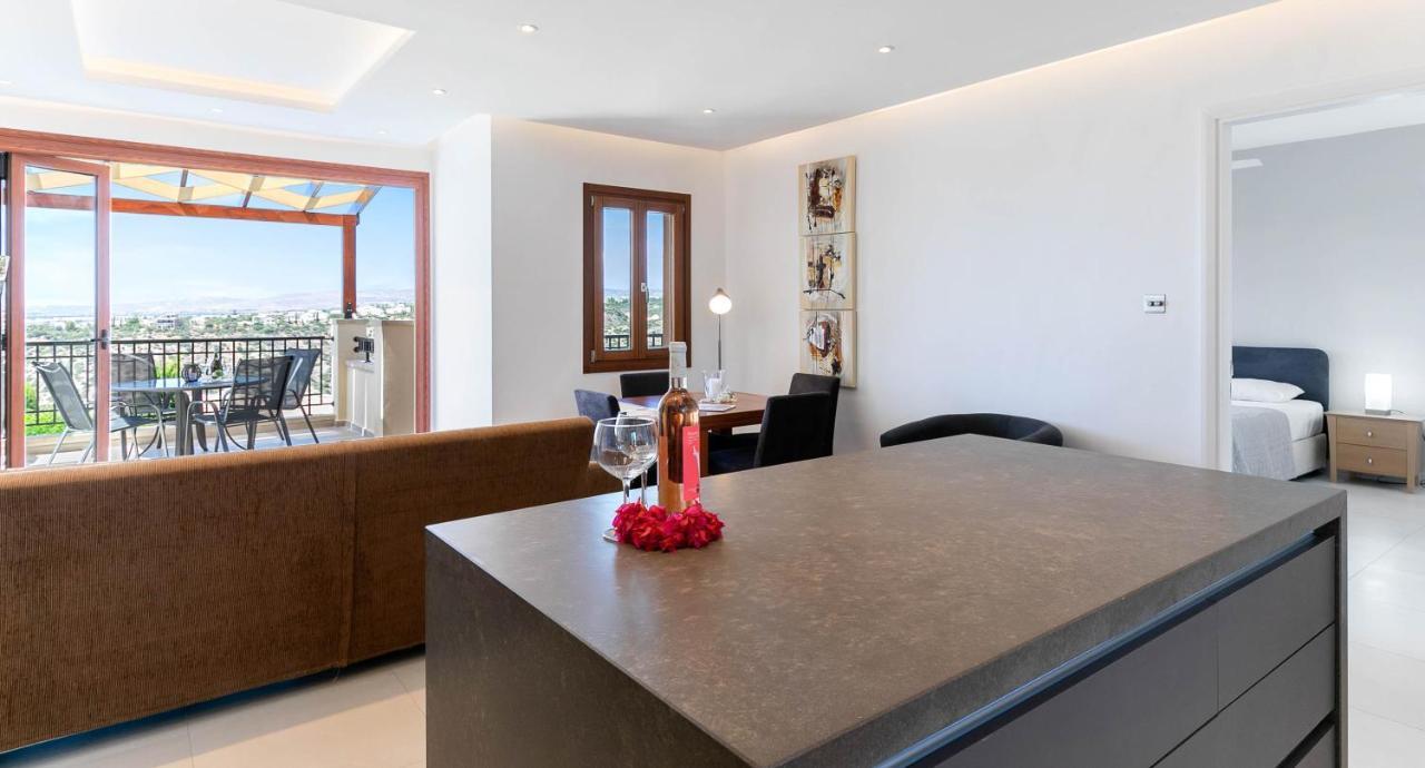 Modern Apartment Nz11 Large Balconies With Sea And Mountain Views كوكليا المظهر الخارجي الصورة