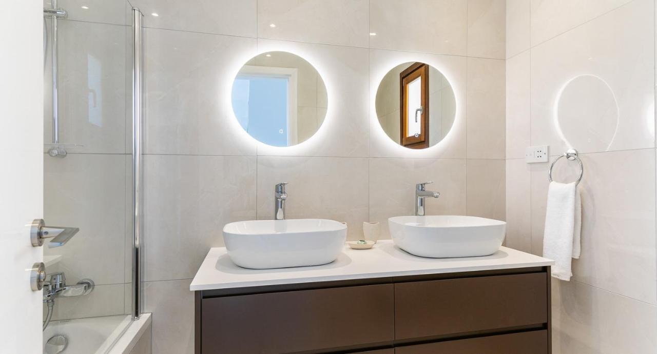 Modern Apartment Nz11 Large Balconies With Sea And Mountain Views كوكليا المظهر الخارجي الصورة
